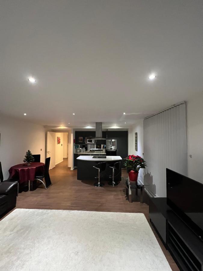 Апартаменты Royal Victoria Flat2 Лондон Экстерьер фото